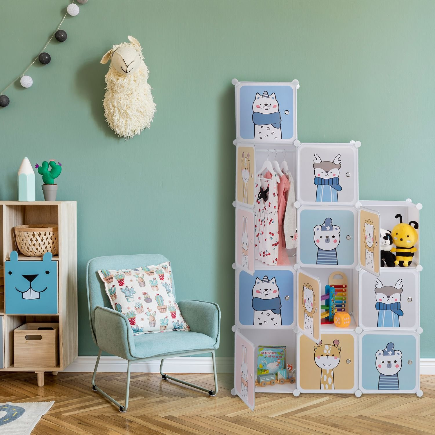 Scaffale per bambini con appendiabiti