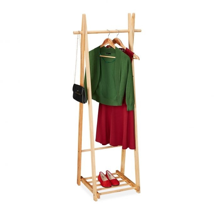 Percha con cajón