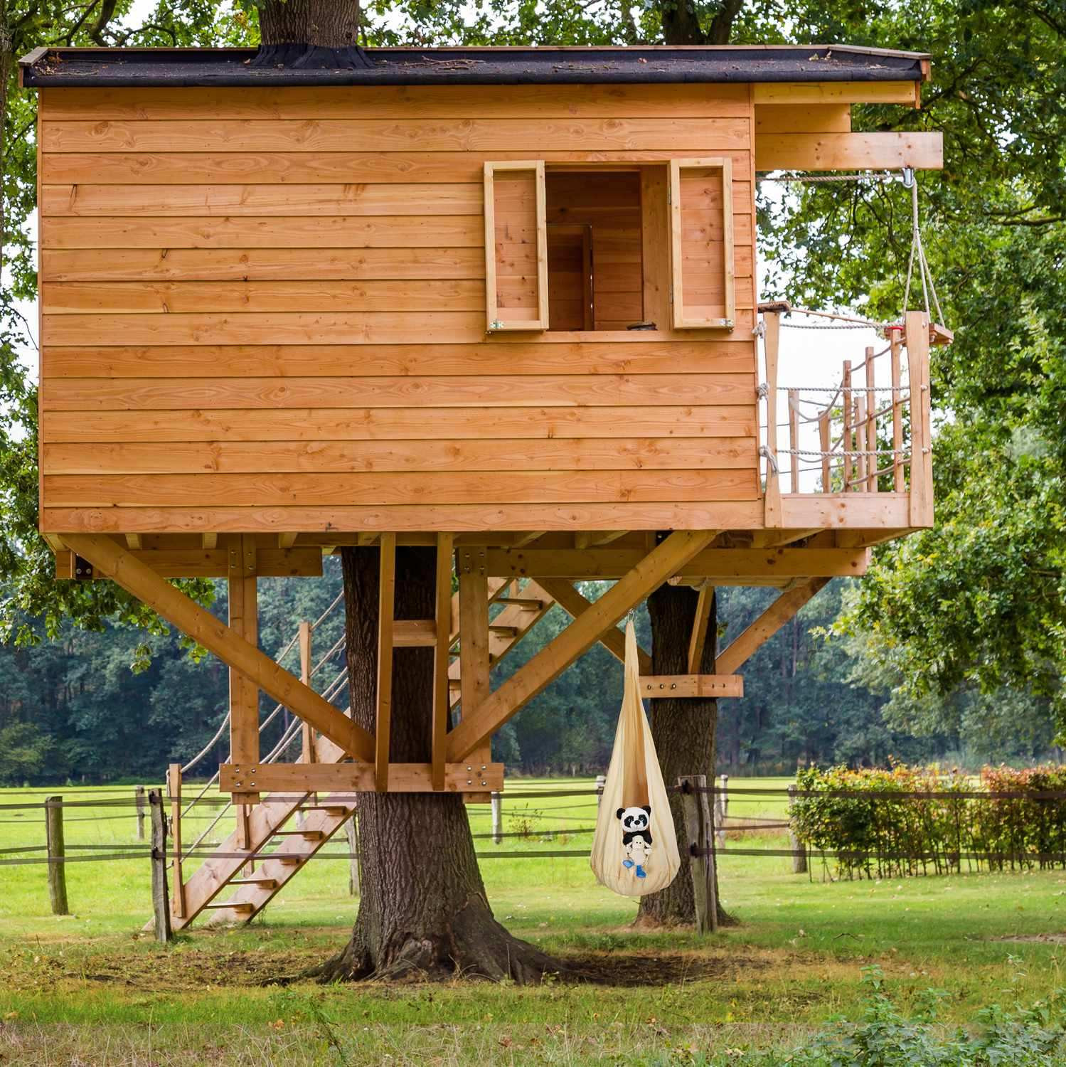Hanging cave for children