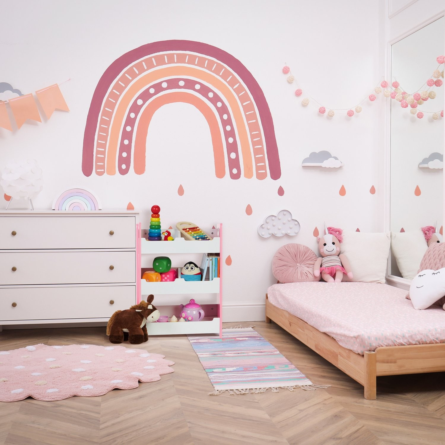 Prateleira infantil com 5 compartimentos