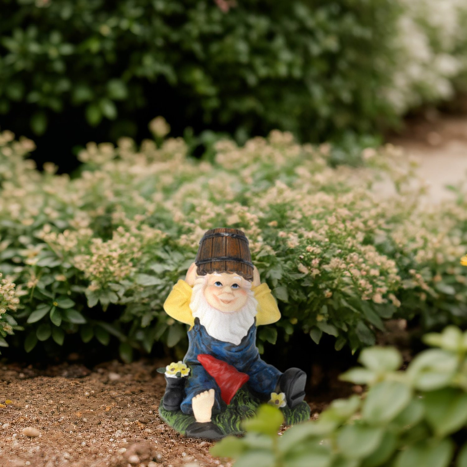 Gartenzwerg mit Wassereimer