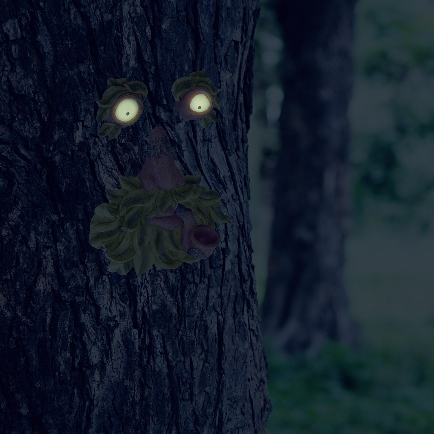3-part tree face old man