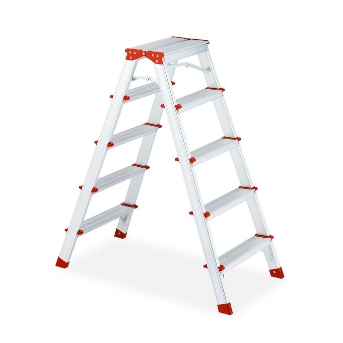 Folding stepladder in aluminium