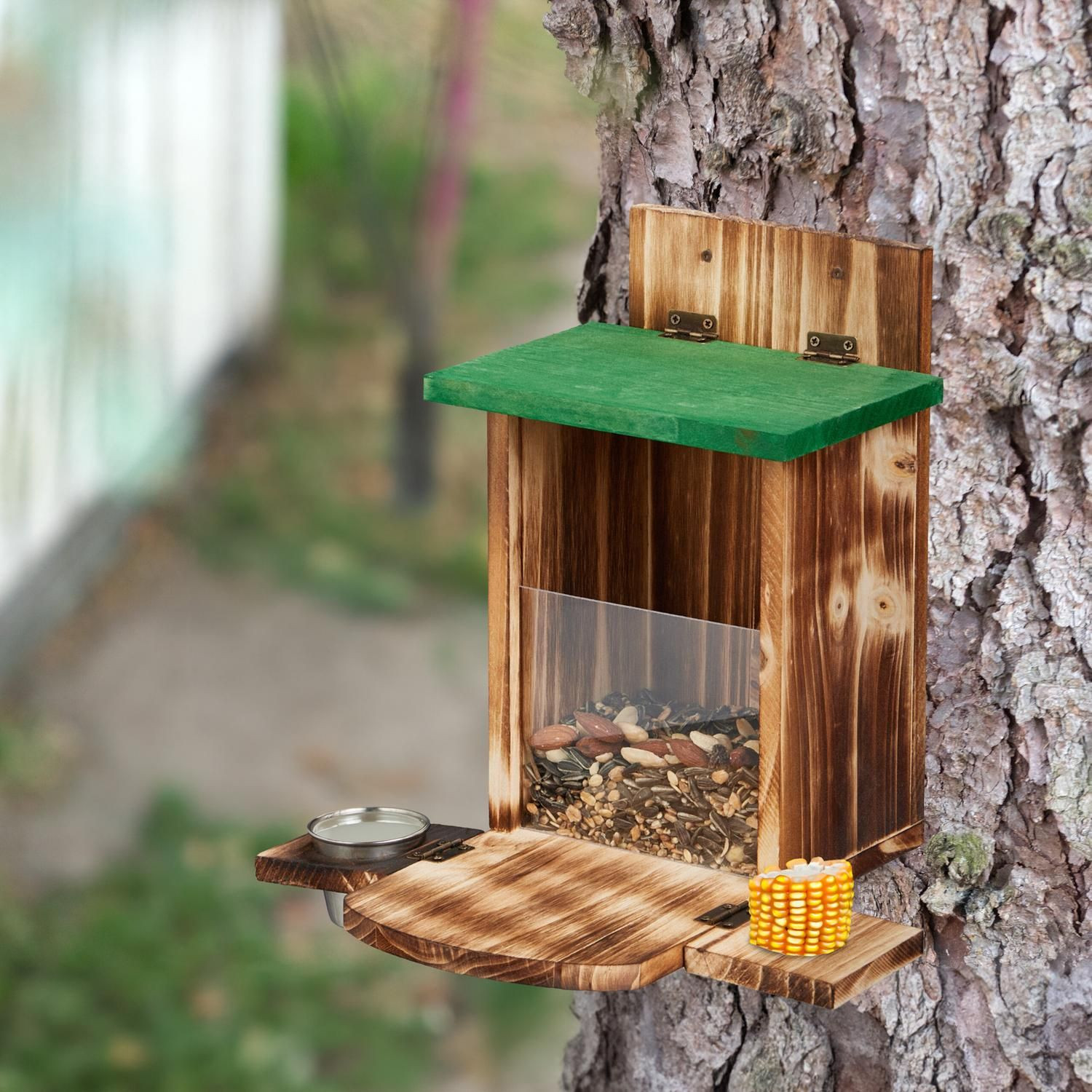 Geflammter Eichhörnchen-Futterspender