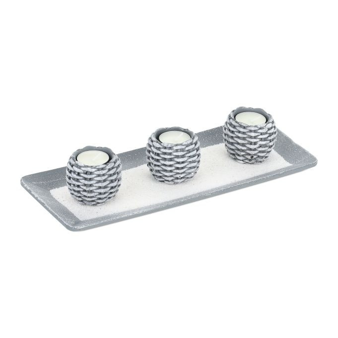 Light decoration with 3 tealight holders