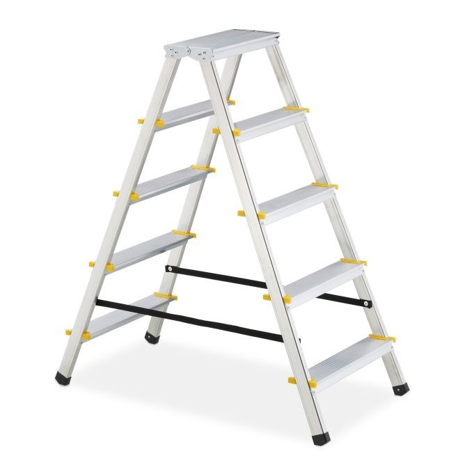 Folding stepladder in aluminium