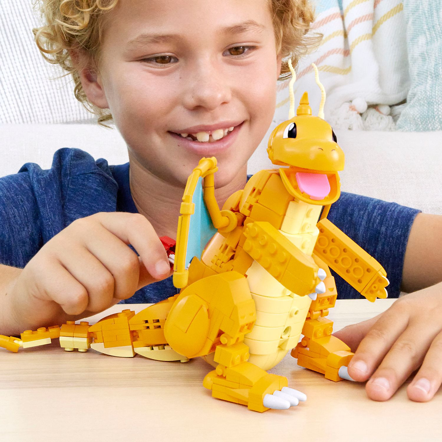 Mega Pokemon Átomo Bloco Dragonite