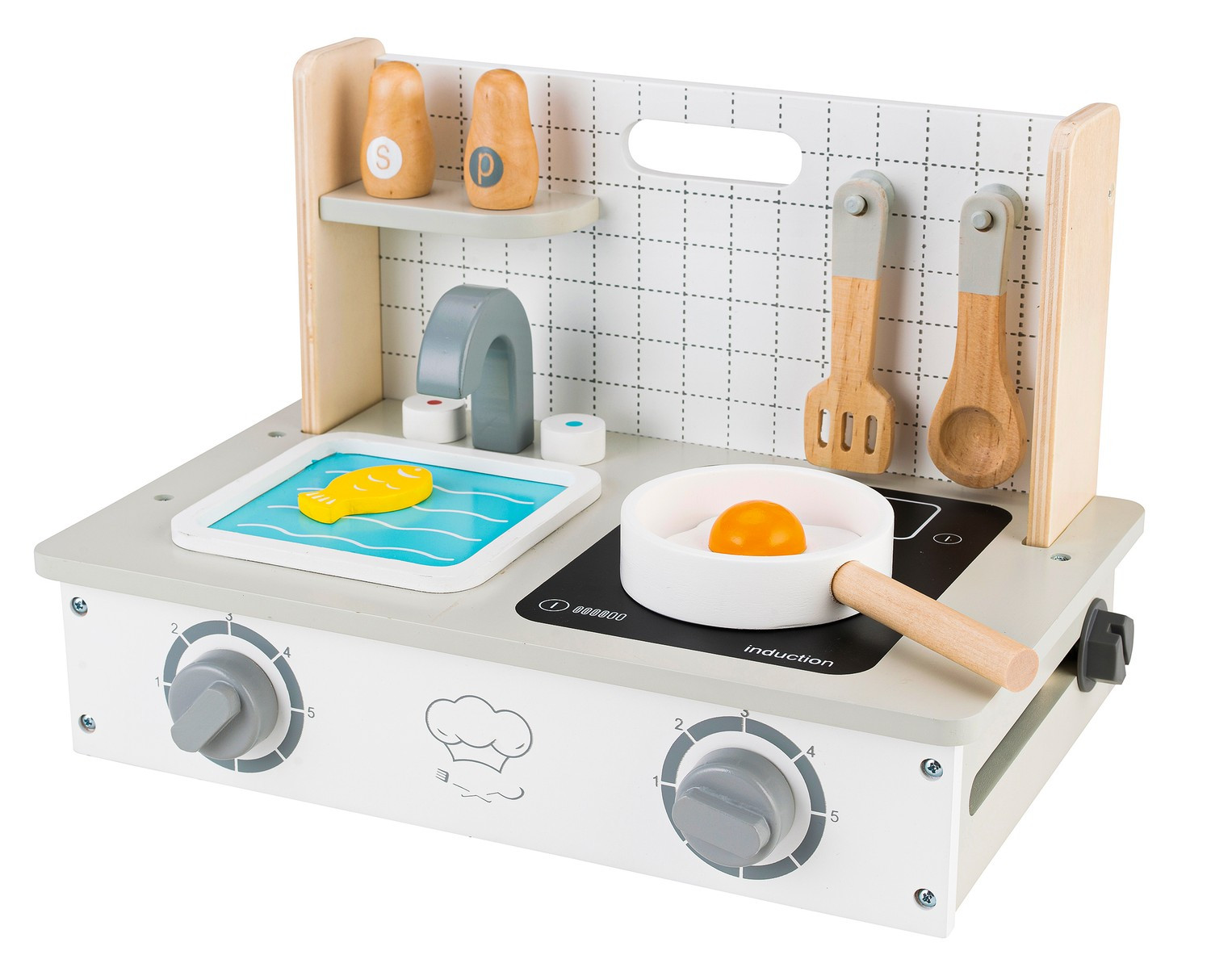 Mini cocina de madera con accesorios.