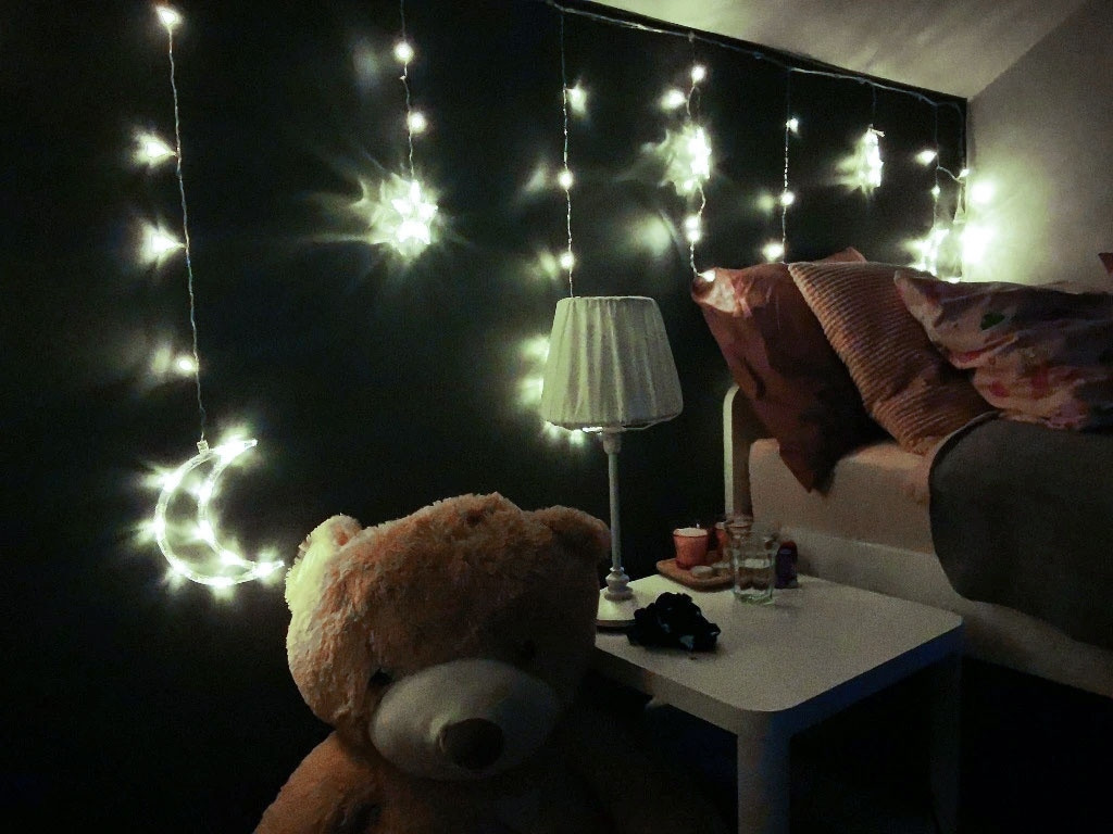 Stringa luminosa a 96 LED, 4 m, 8 modalità luce - Lune e stelle