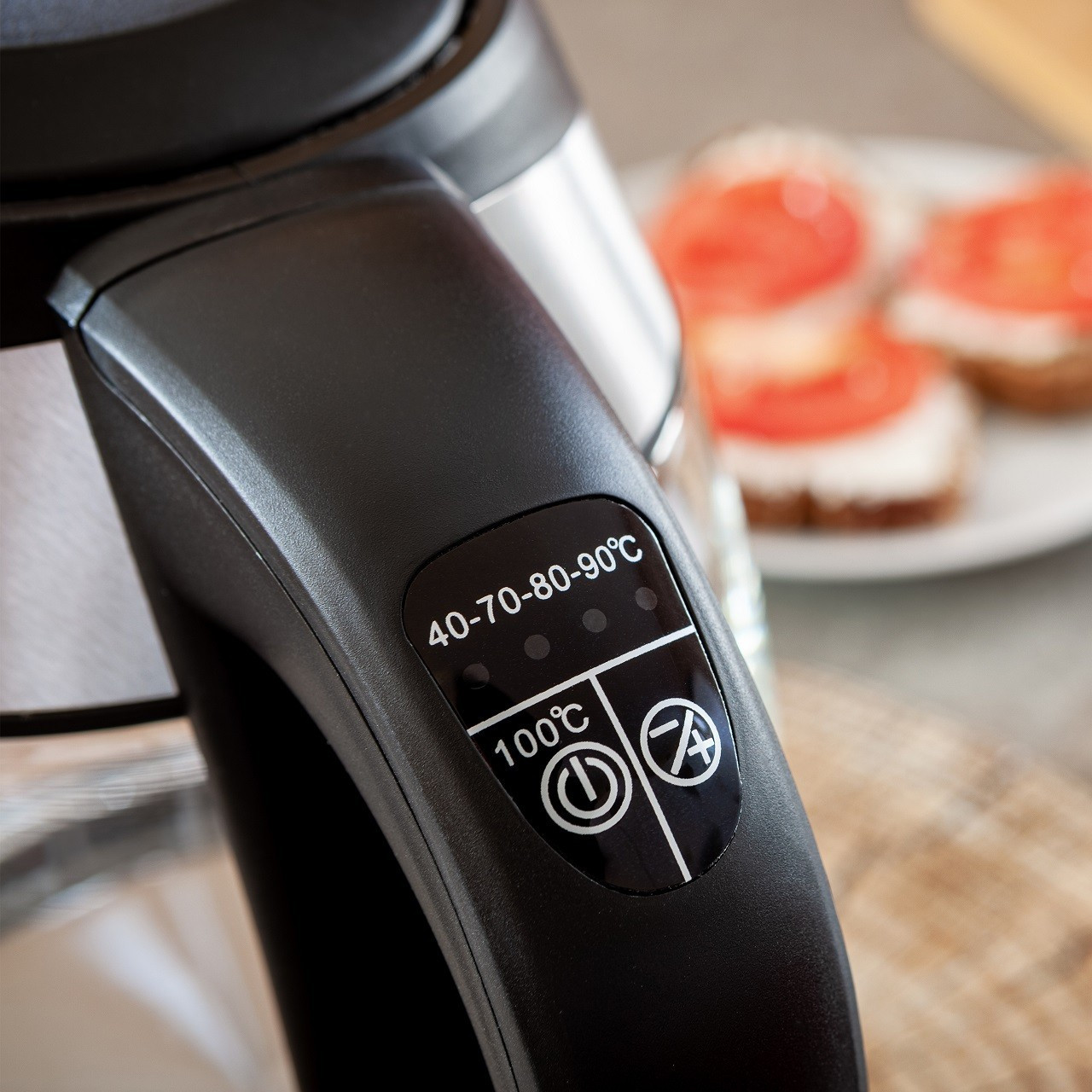Kettle 1.8L with LED light & temperature control