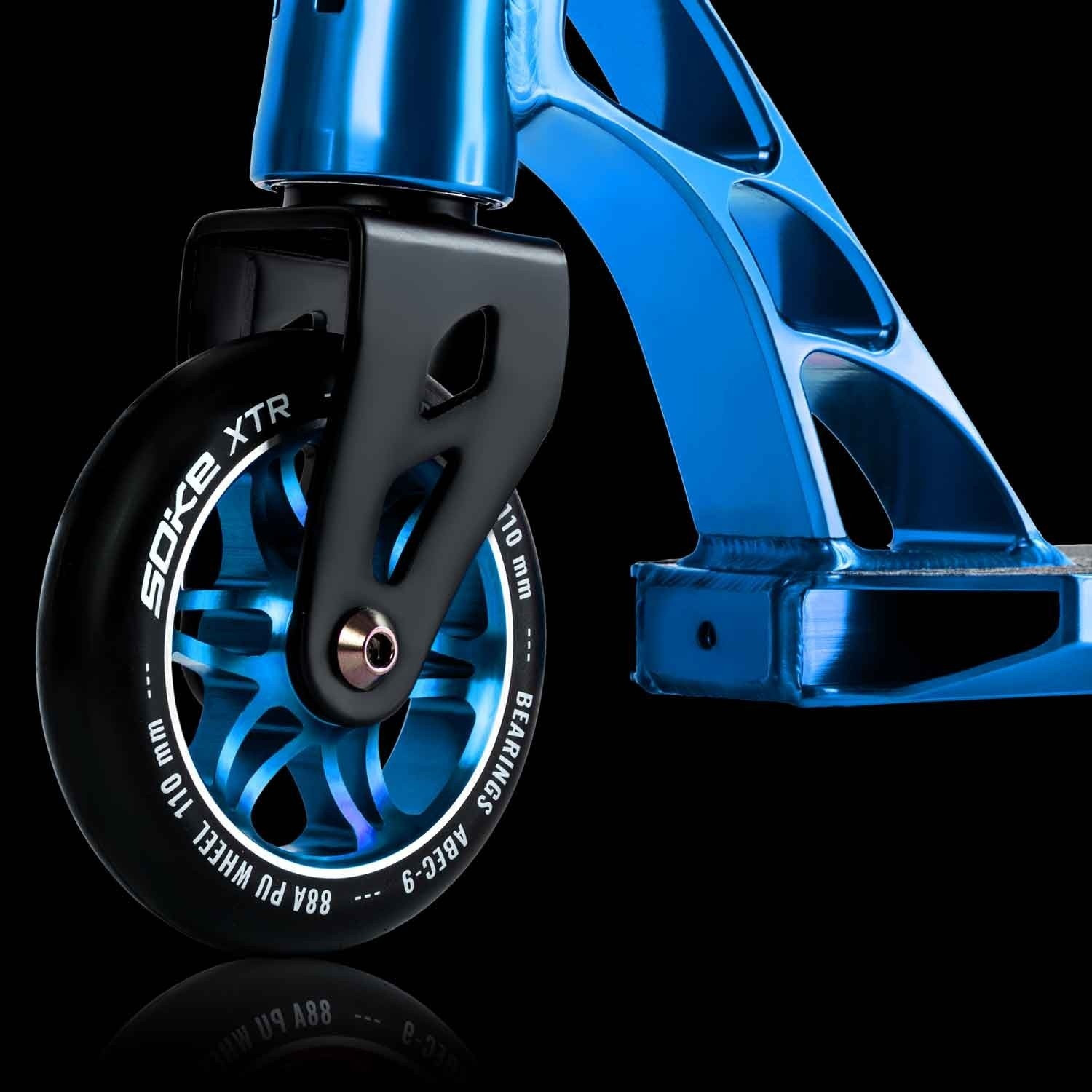 Roller SOKE XTR blau Rot