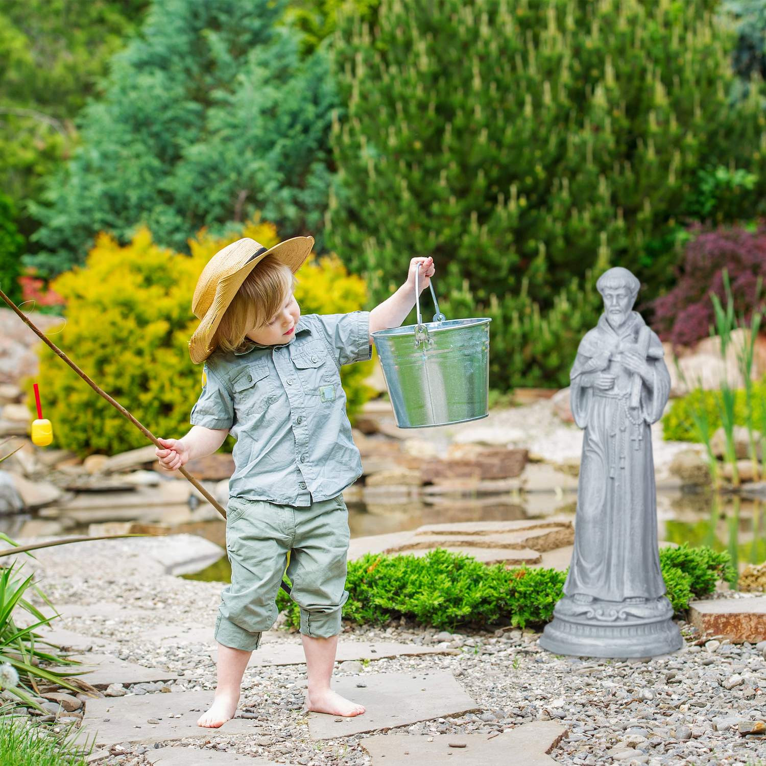 Religiöse Gartenstatue