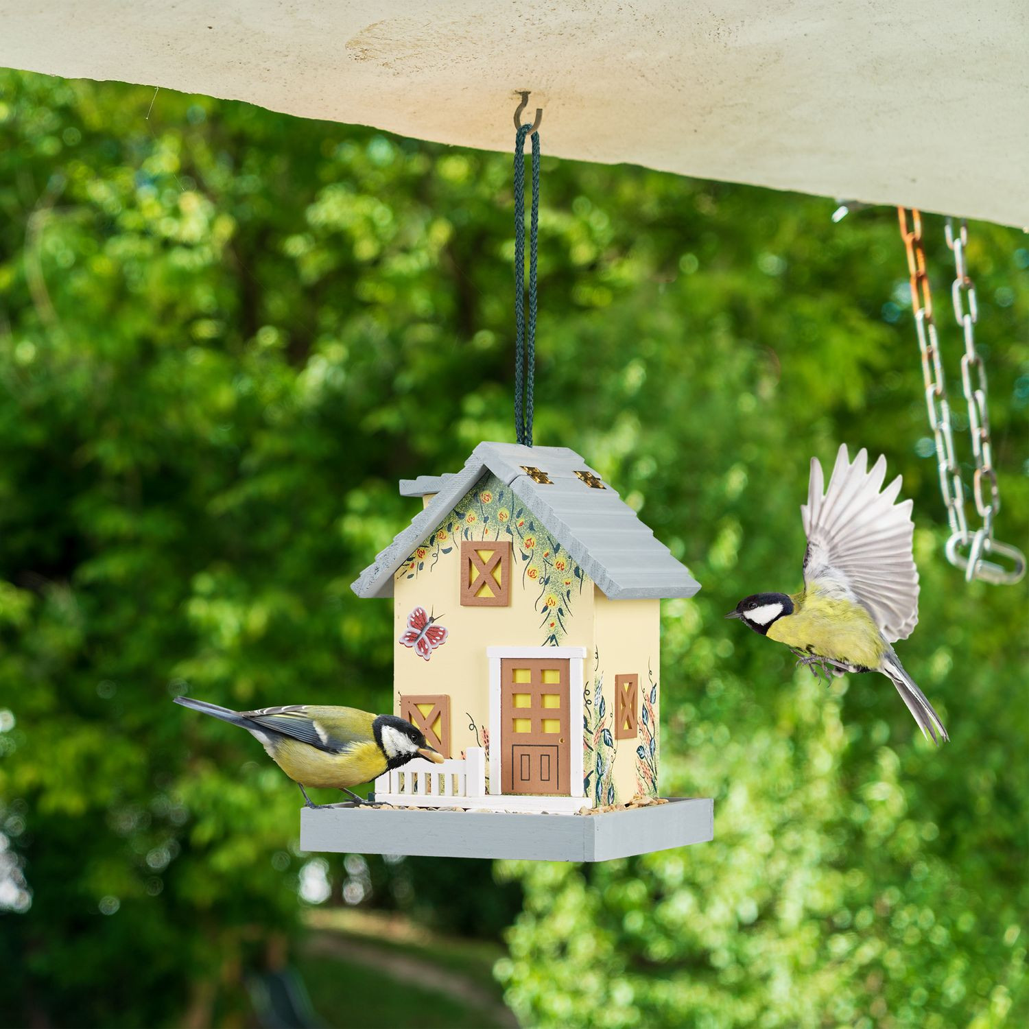 Hängendes Vogelhaus