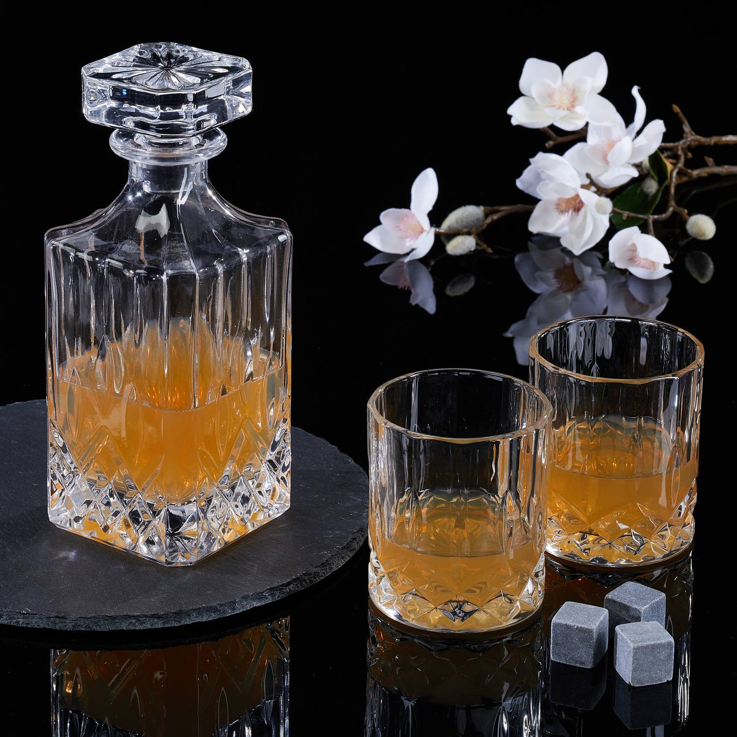 Set da whisky da 5 pezzi, decanter e bicchieri