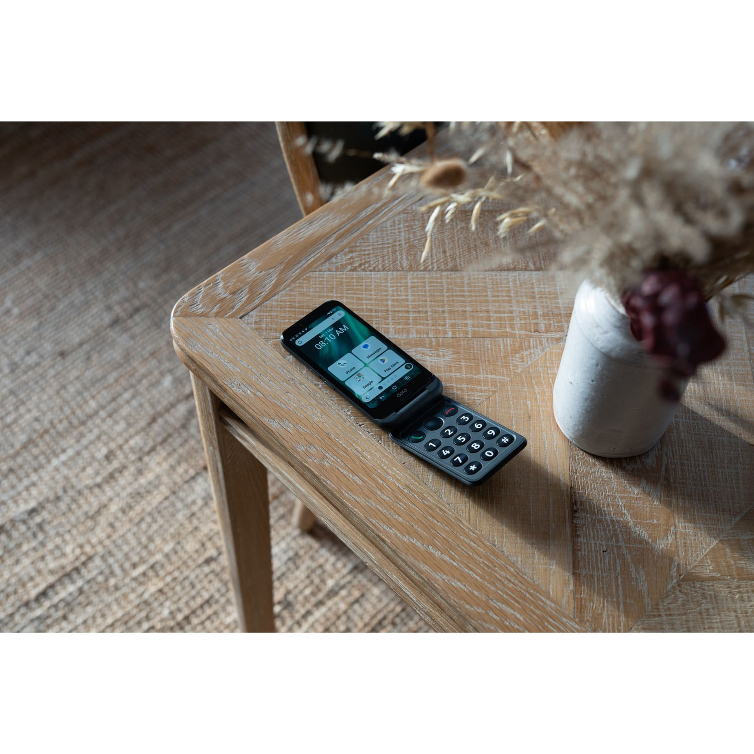 Foldable 4G Smartphone with Backlit Keypad, Gray