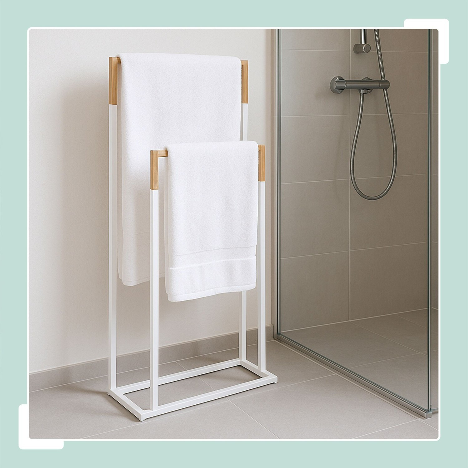 Suporte para toalhas com 2 barras – Metal e bambu