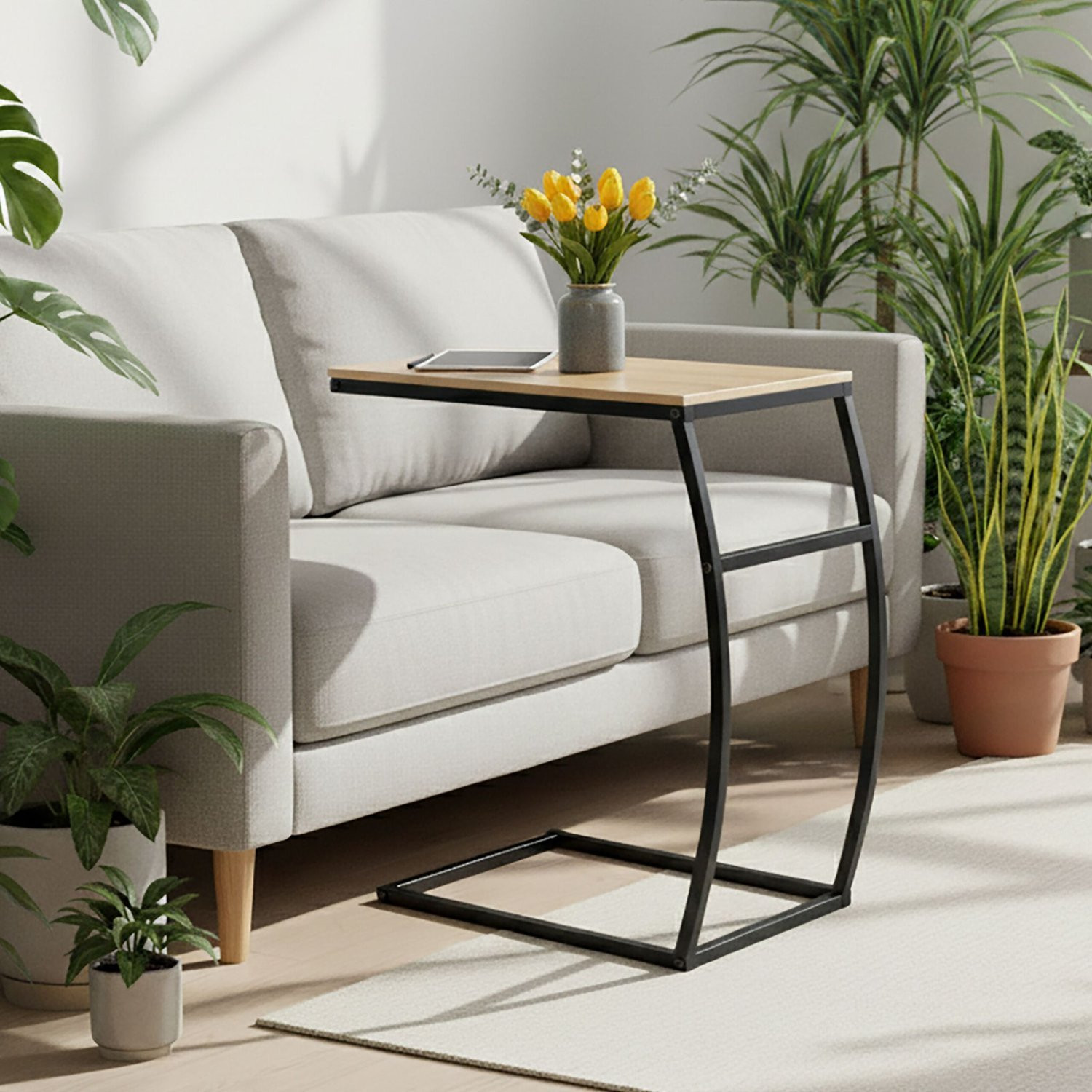 Mesa de apoio em formato de C – Metal e MDF, ideal para sofá e cama.