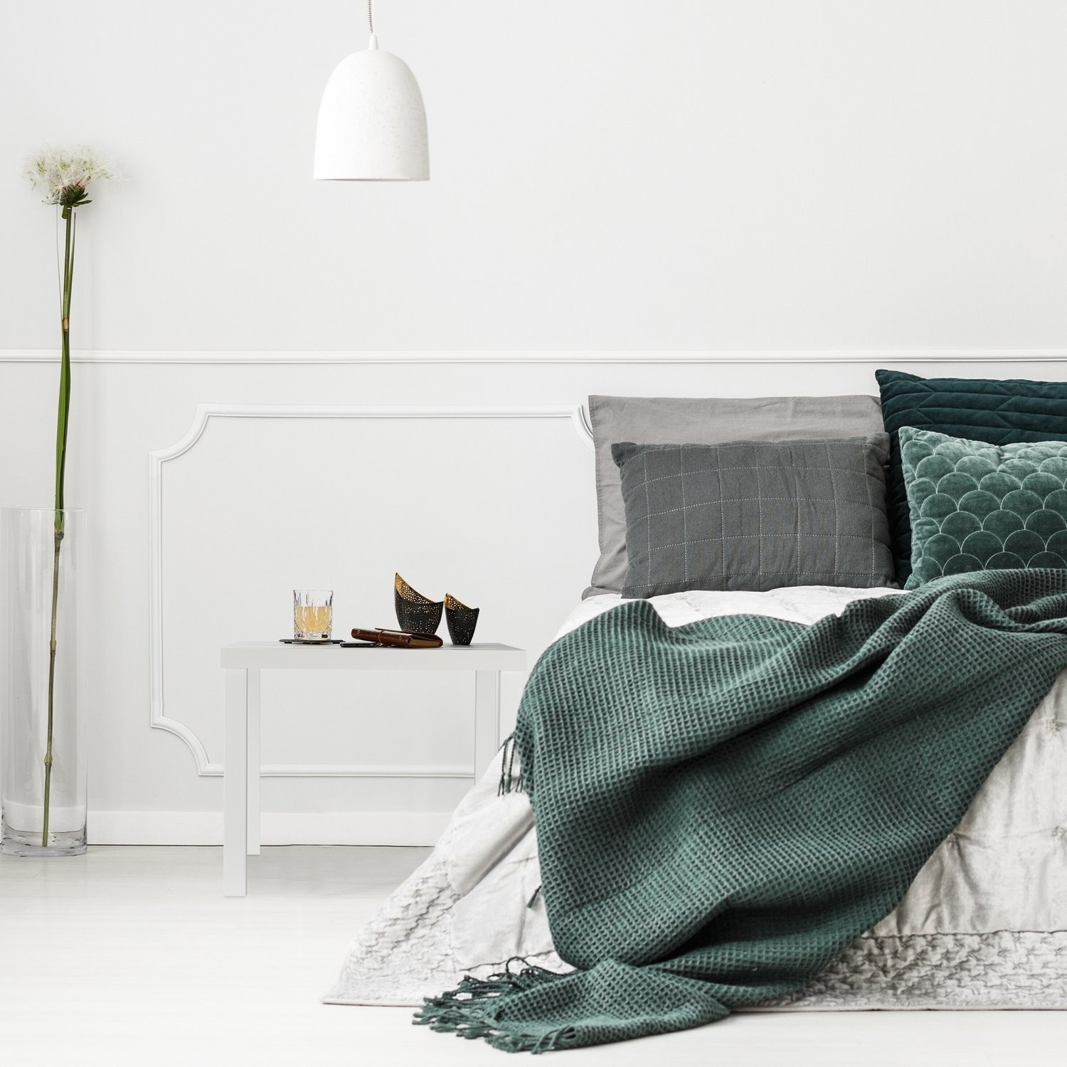 Table d'appoint blanche – Salon, design moderne