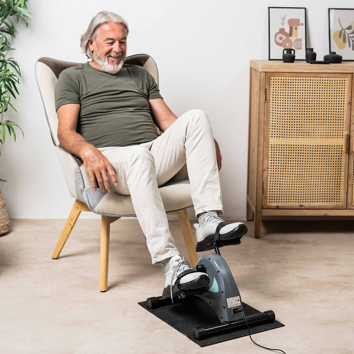 Pédalier électrique avec tapis et télécommande