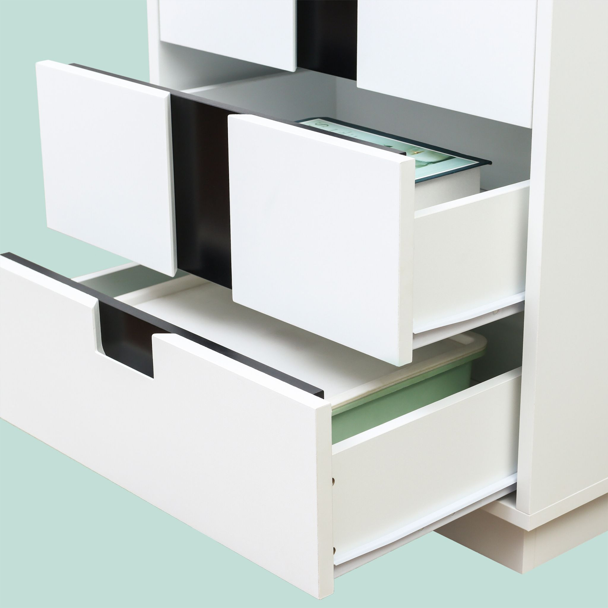 Witte commode met 4 ruime lades