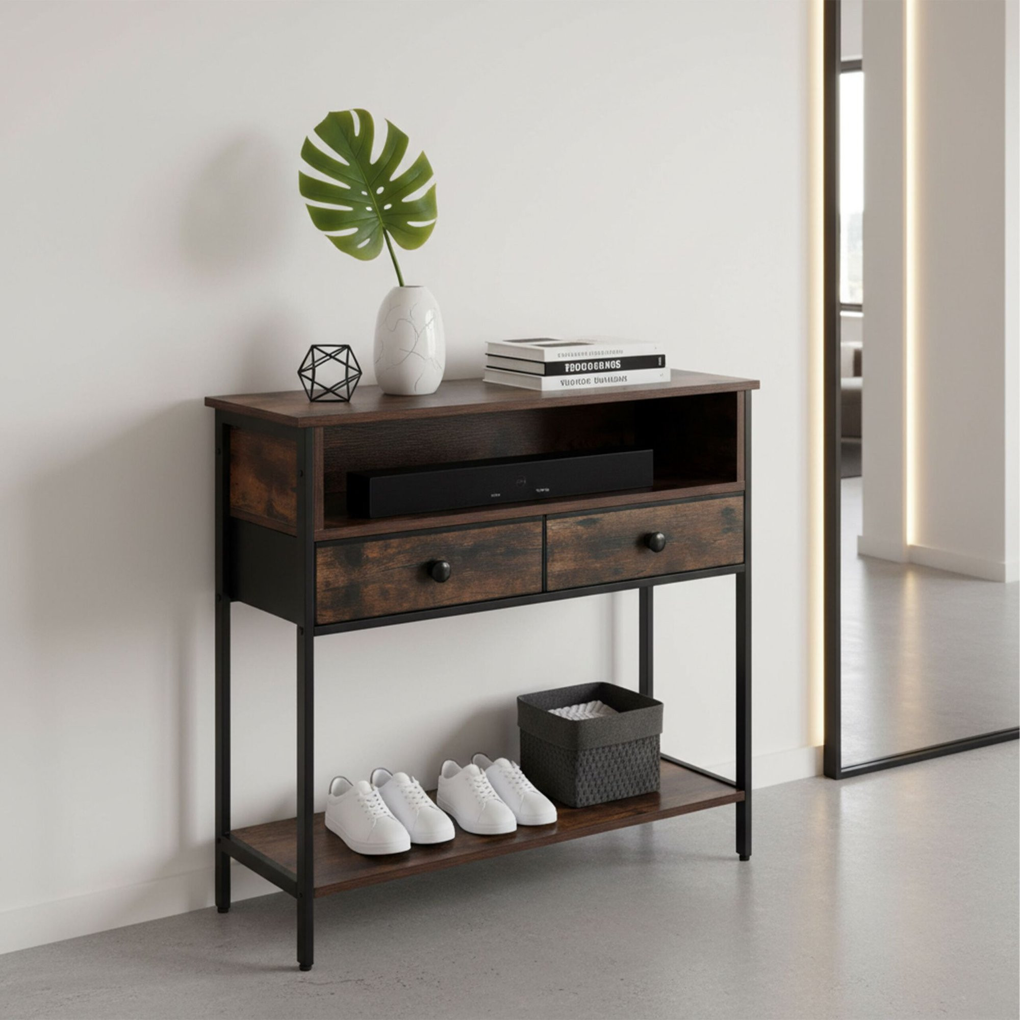Mesa de console industrial com gavetas e prateleiras.