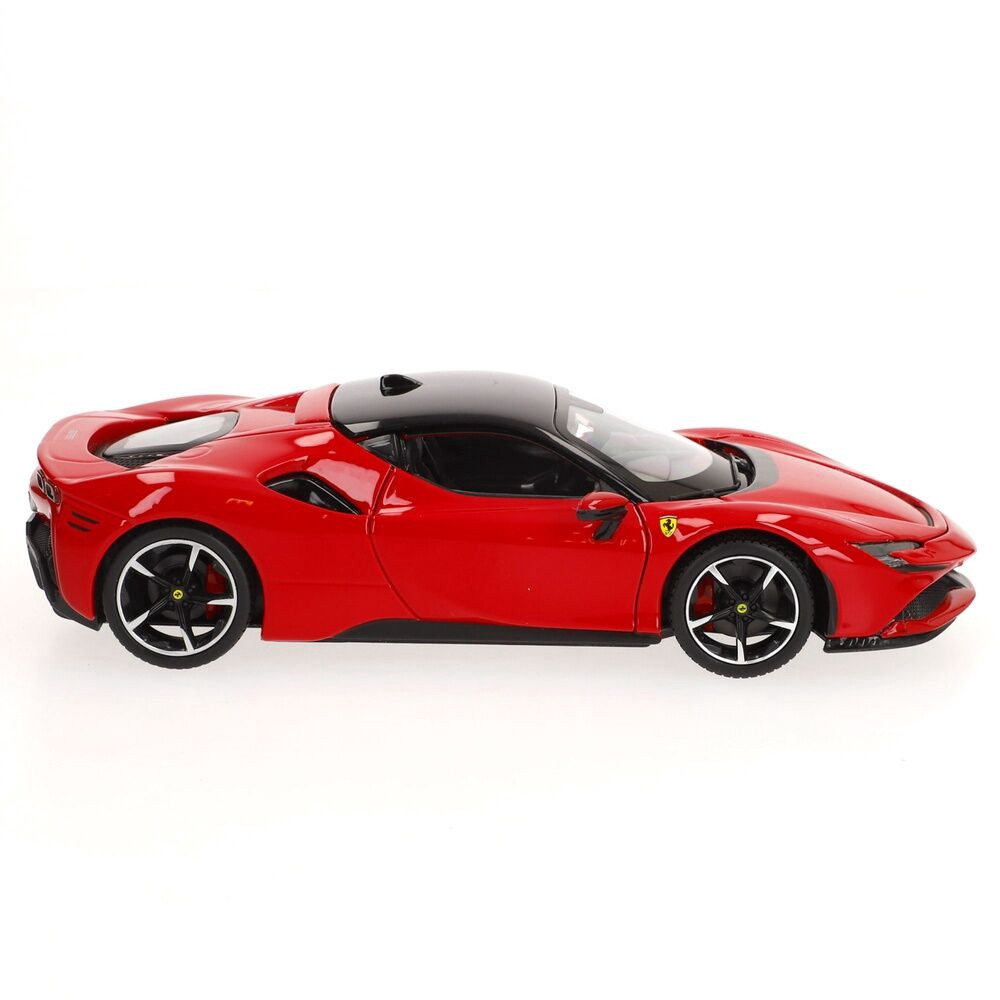 Ferrari SF Stradale auto