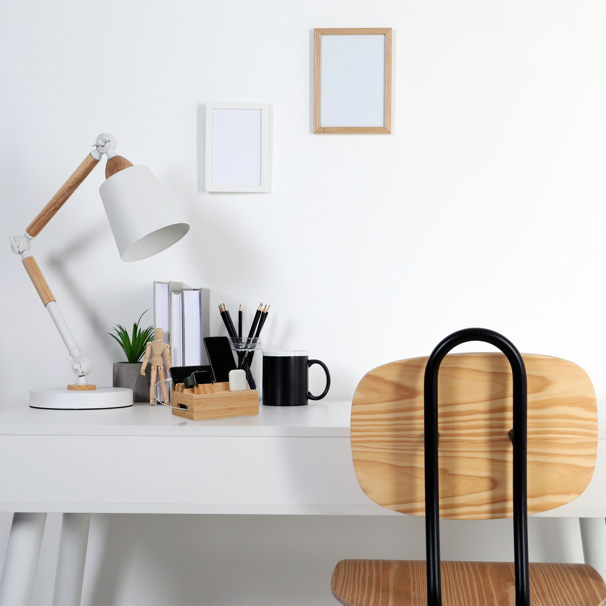 Bamboe oplaadstation