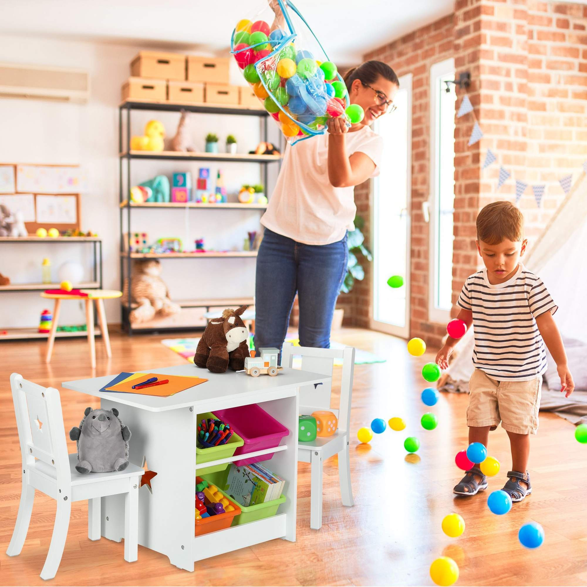 Kindermöbelset mit Stauraum