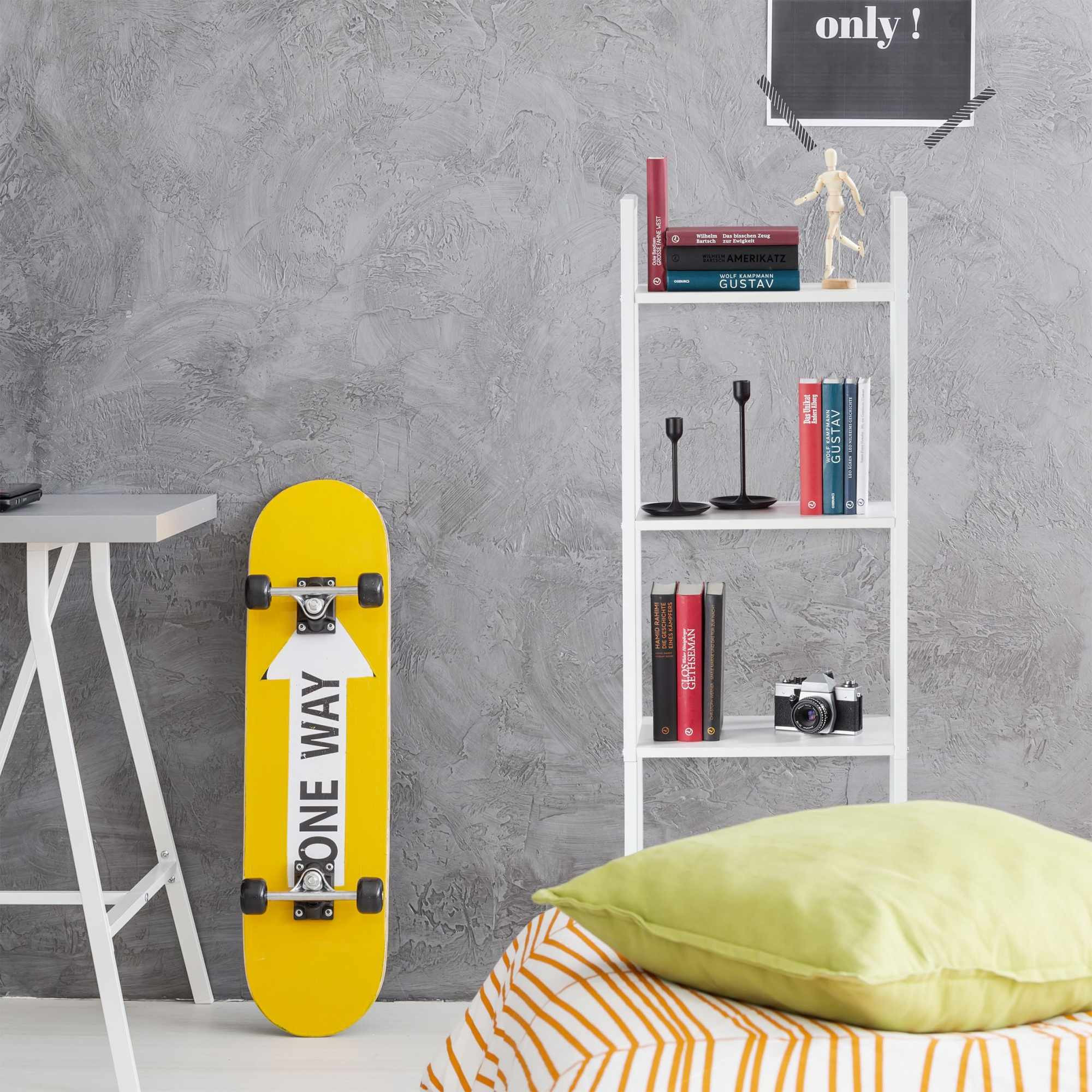 Librería con 4 estantes