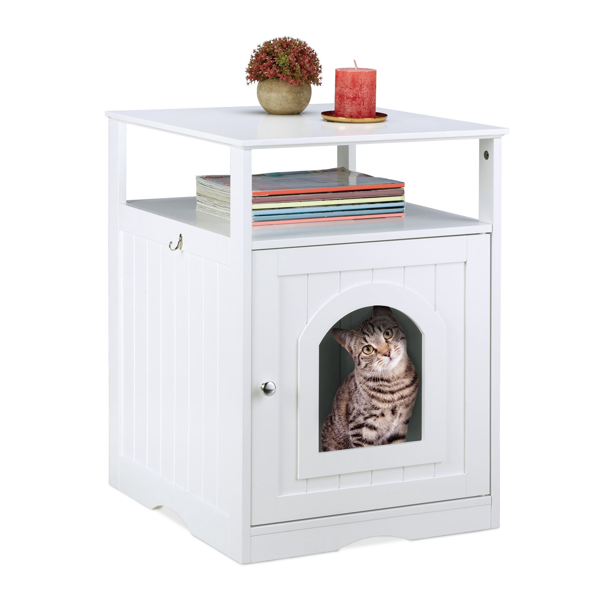 Witte kattenkast met plank