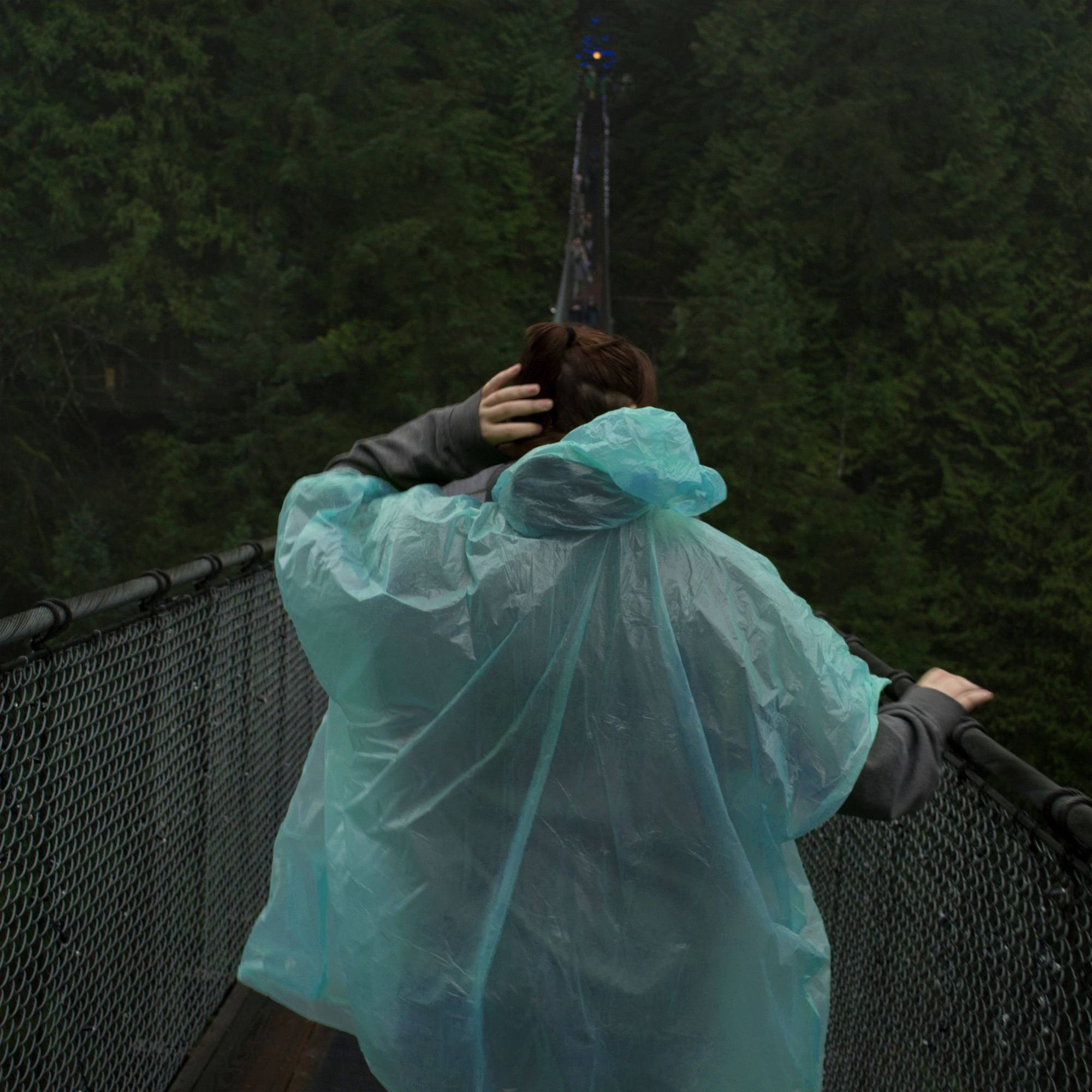 Ensemble de ponchos jetables de 15 couleurs différentes