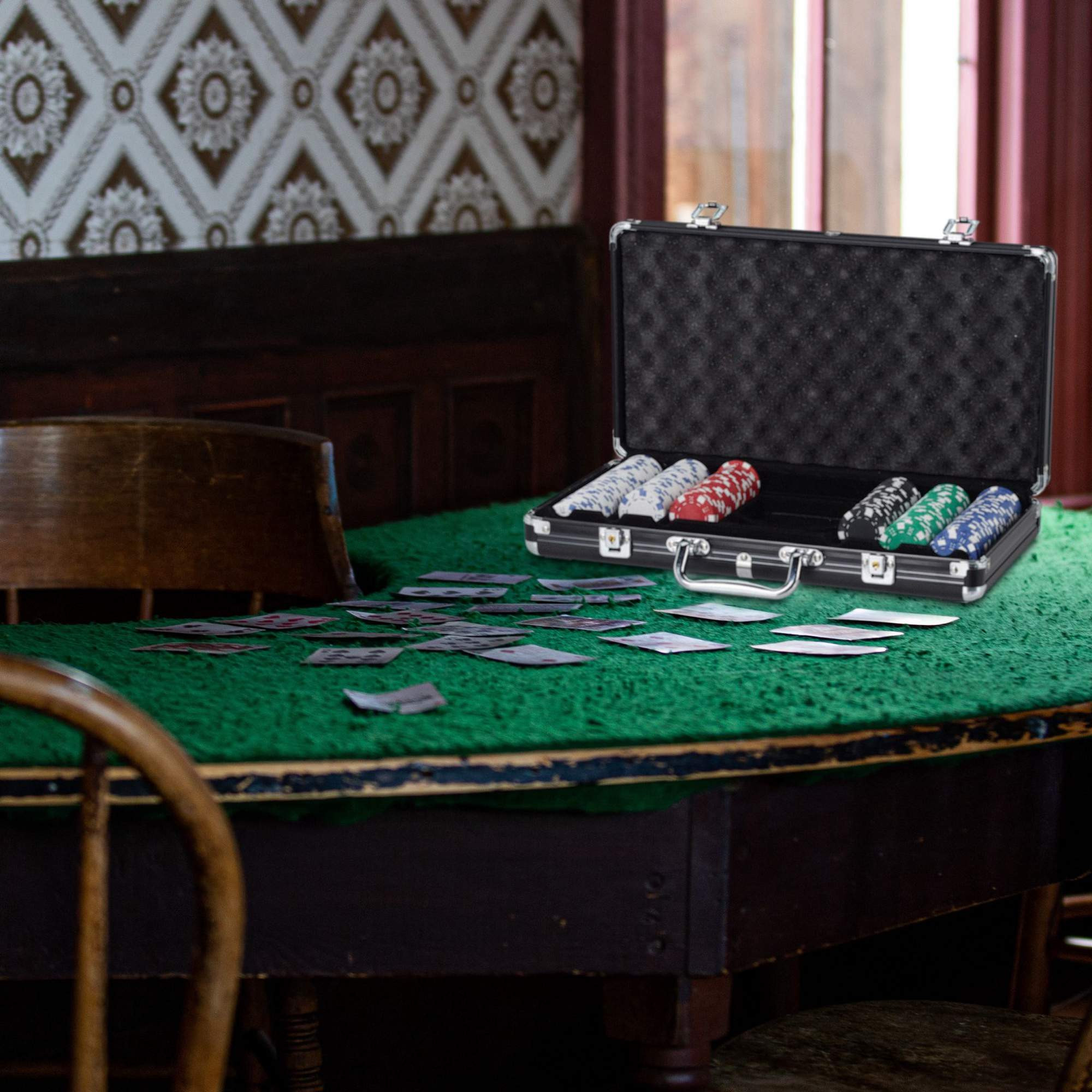 Pokertasche mit 300 Chips