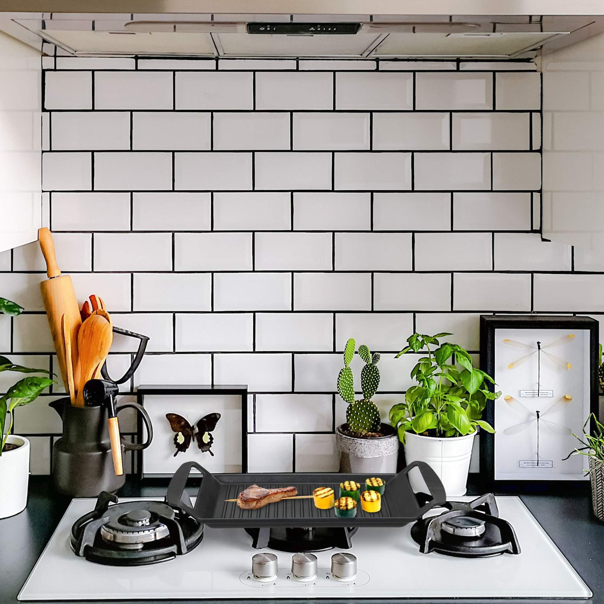 Cuisinière avec plaque de cuisson