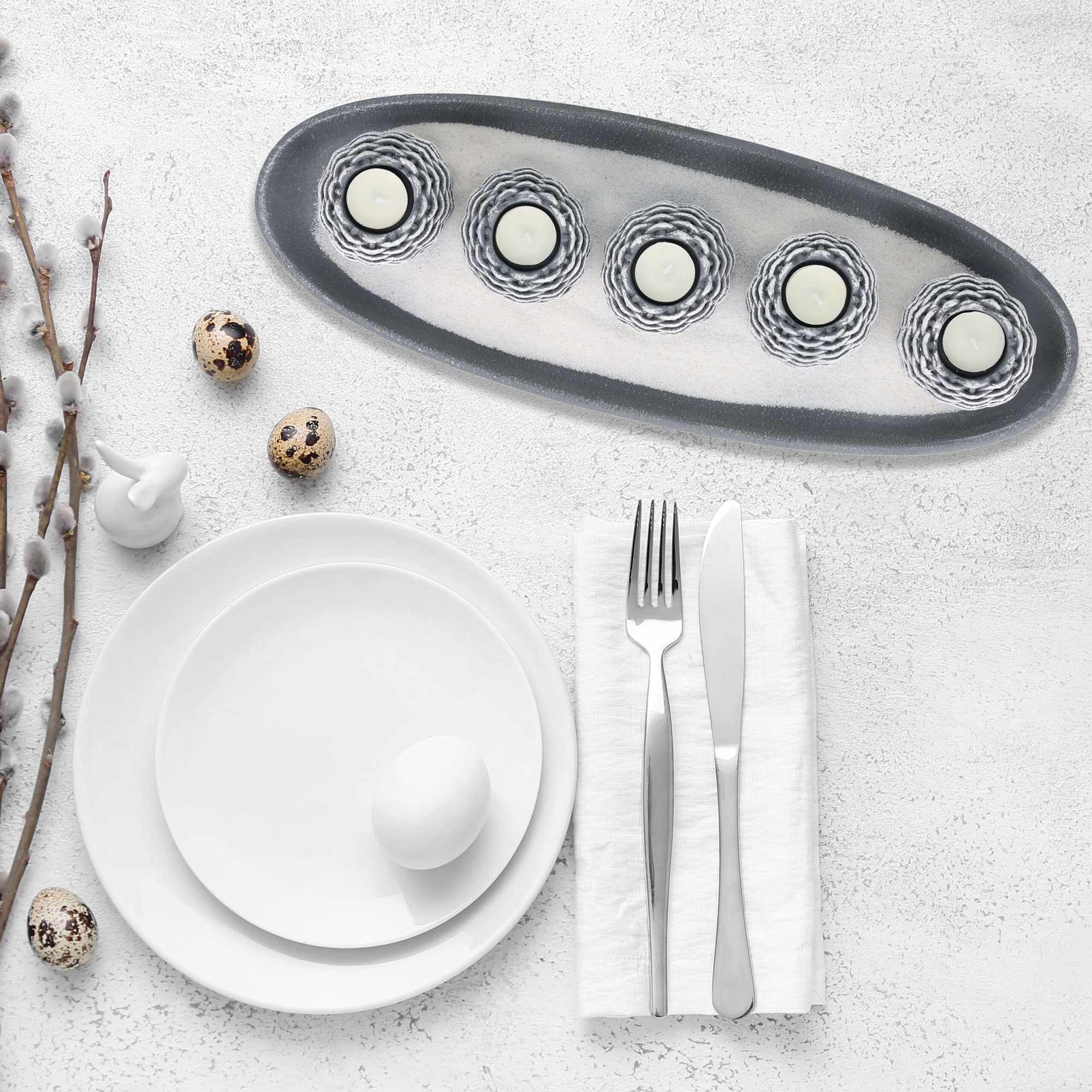 Light decoration with 5 tealight holders
