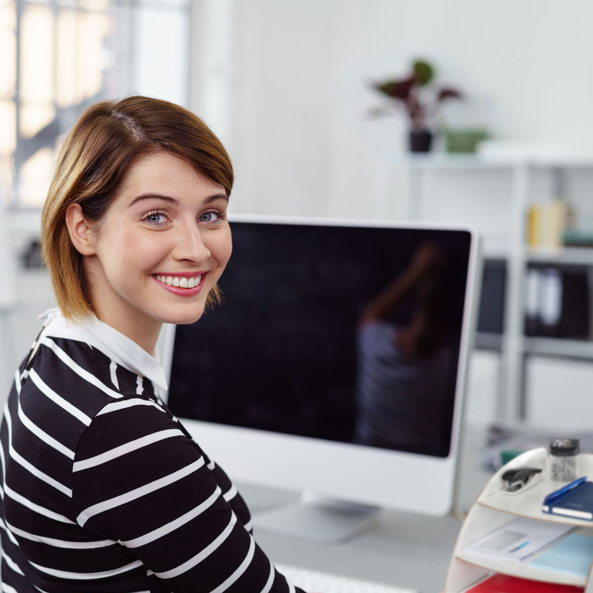 Compartimento para documentos con 4 compartimentos.