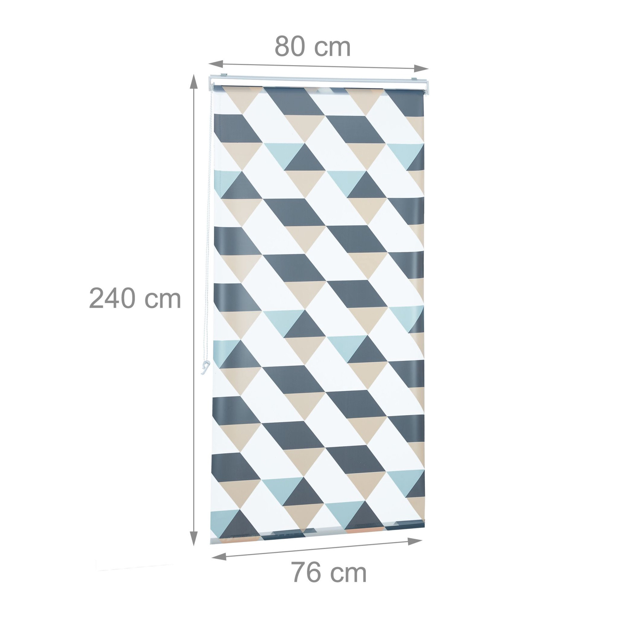 Roller blind for shower with geometric design