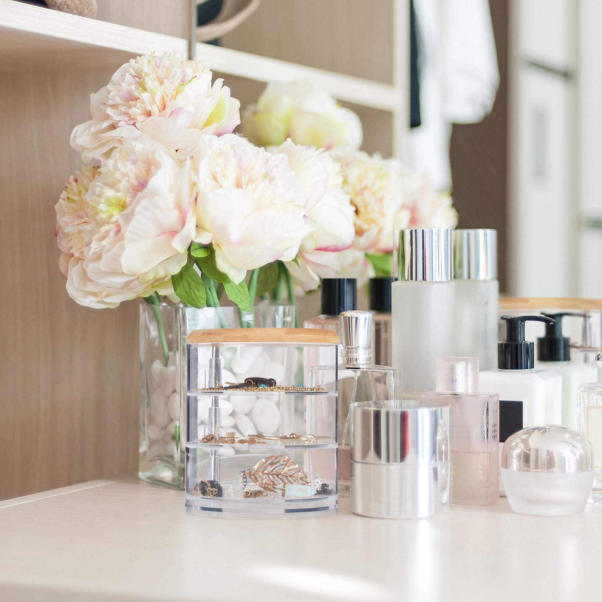 Make-up-Aufbewahrung mit 3 Fächern
