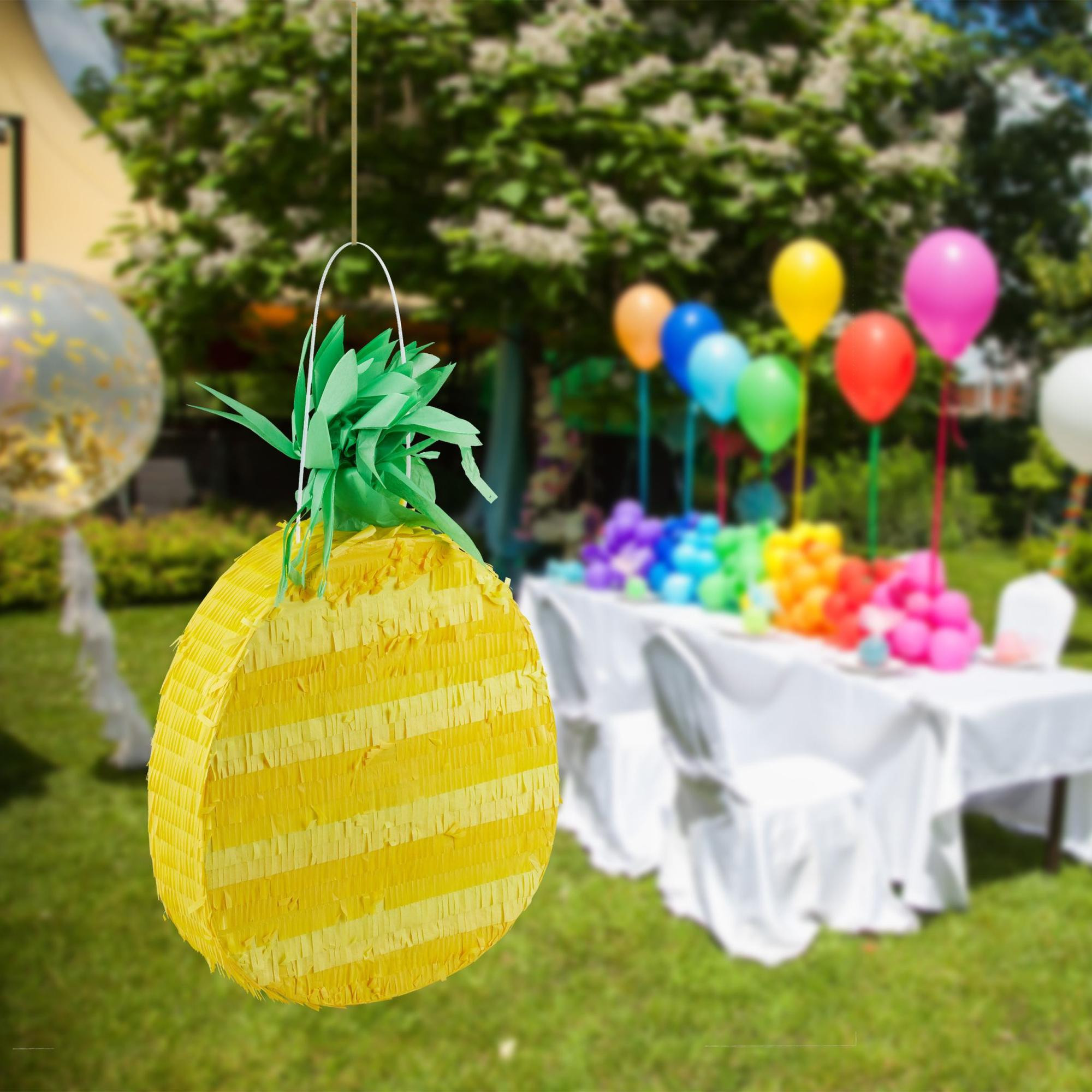 Piñata piña