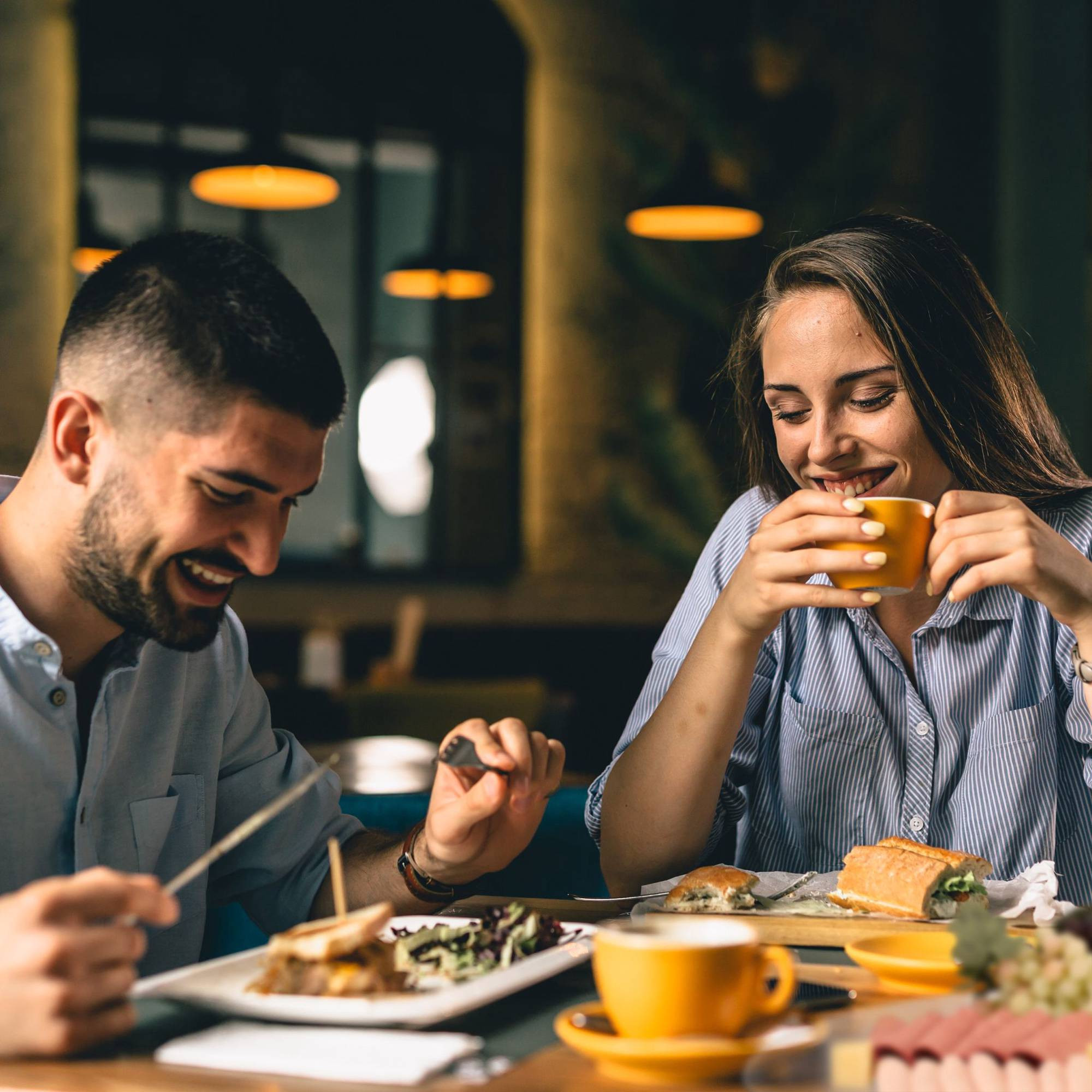 Drehbare Servierplatte aus Glas