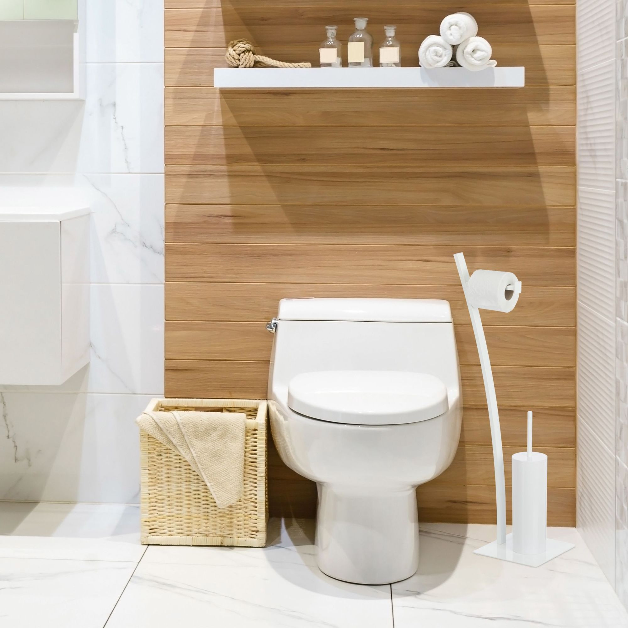 Chaise de WC blanche