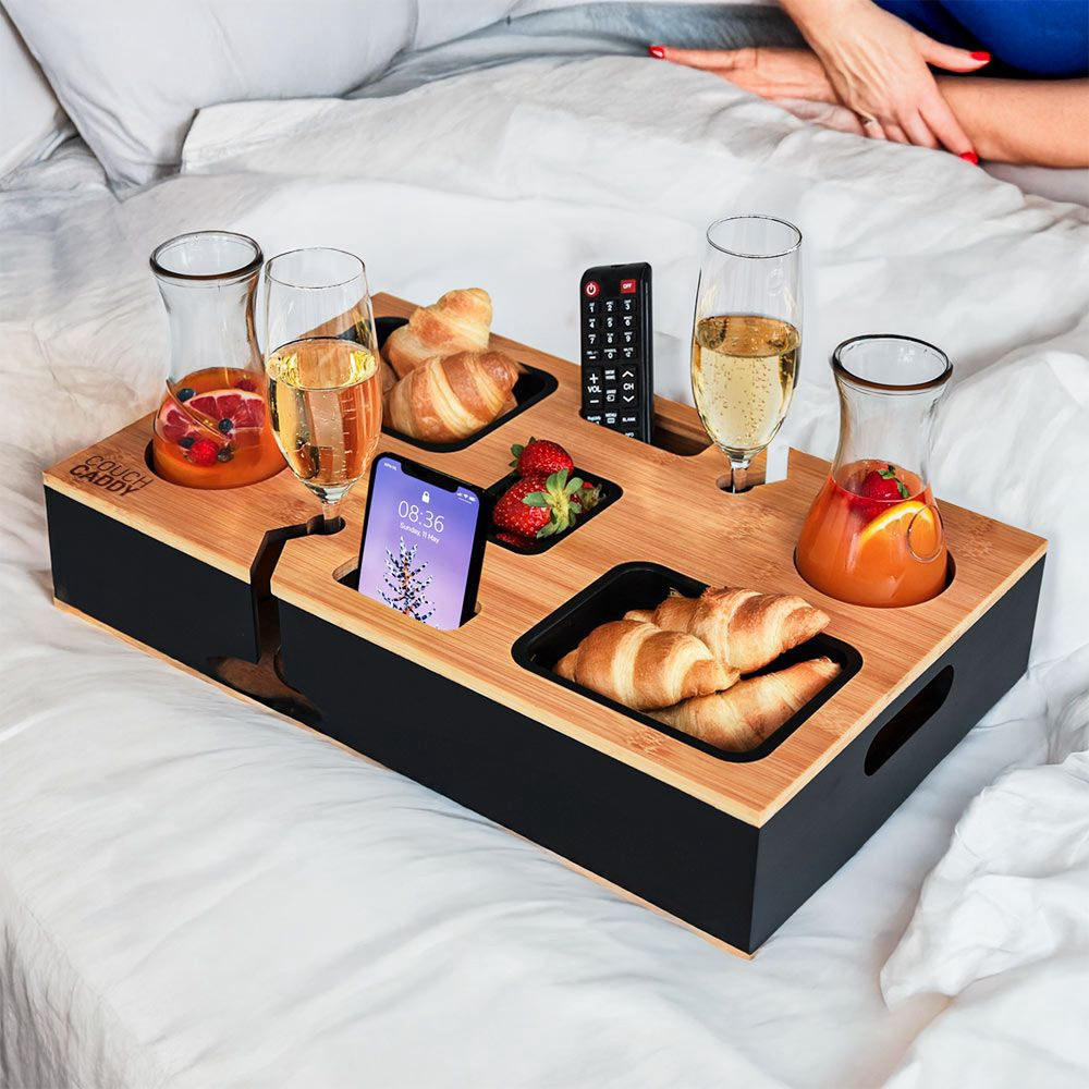 Organizador de sofá com porta-copos e compartimento para celular