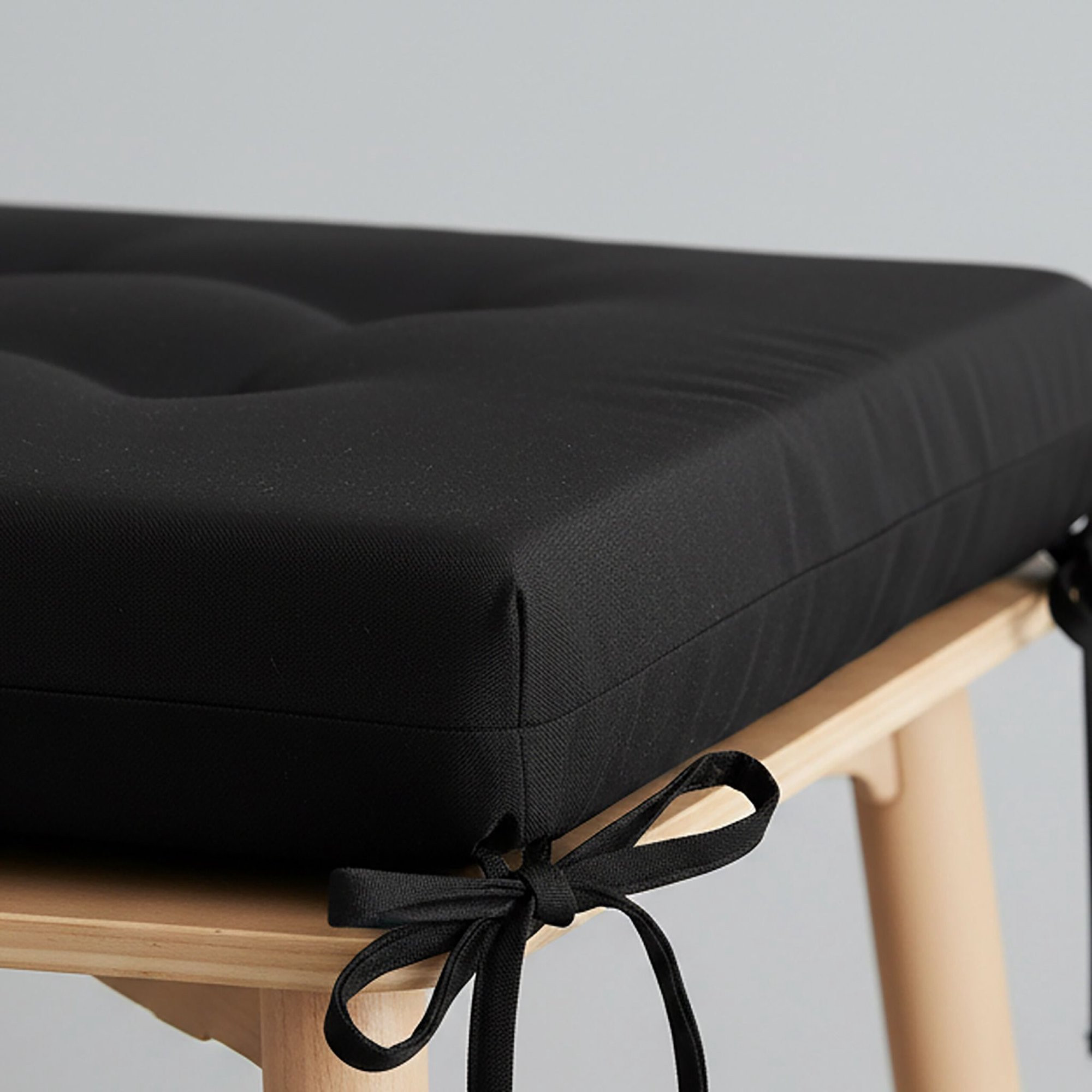 Cuscini quadrati per sedia con lacci – Set da 4