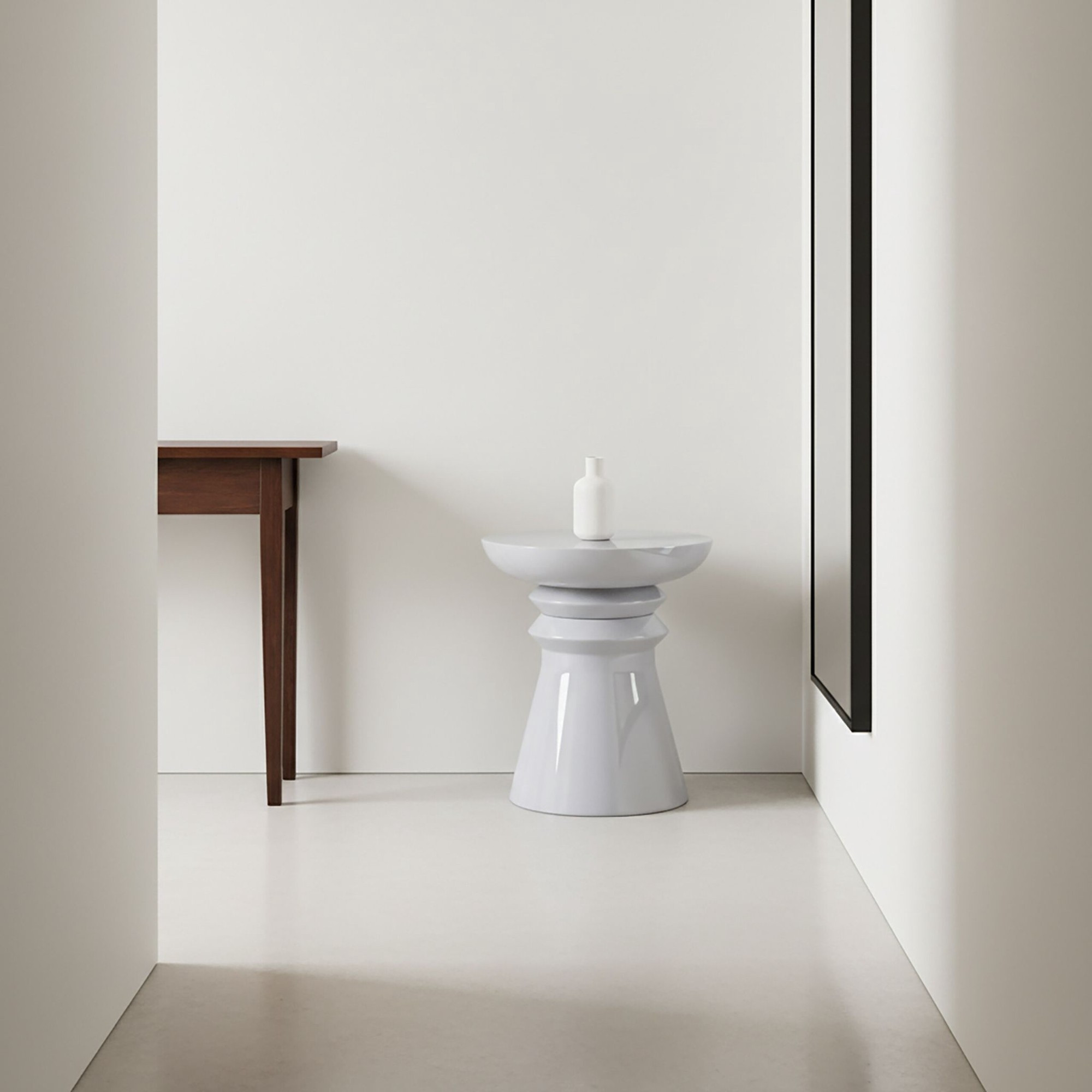 Table d'appoint et tabouret, motif pièces d'échecs, usage polyvalent