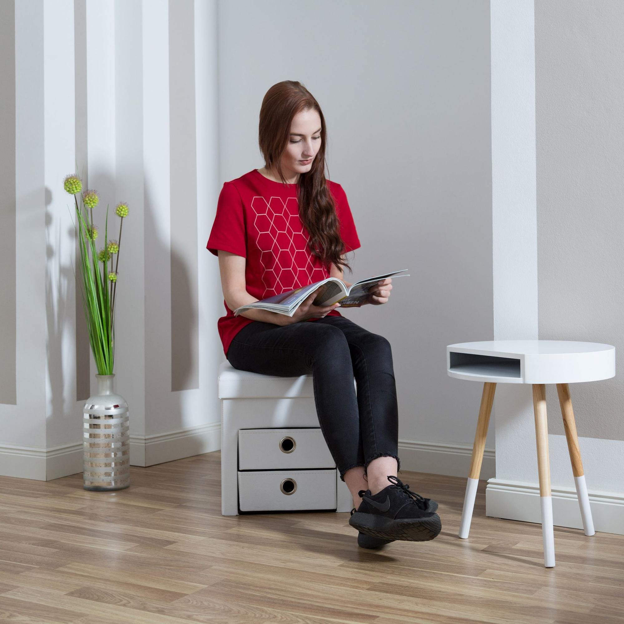 Tabouret en simili cuir avec 2 compartiments