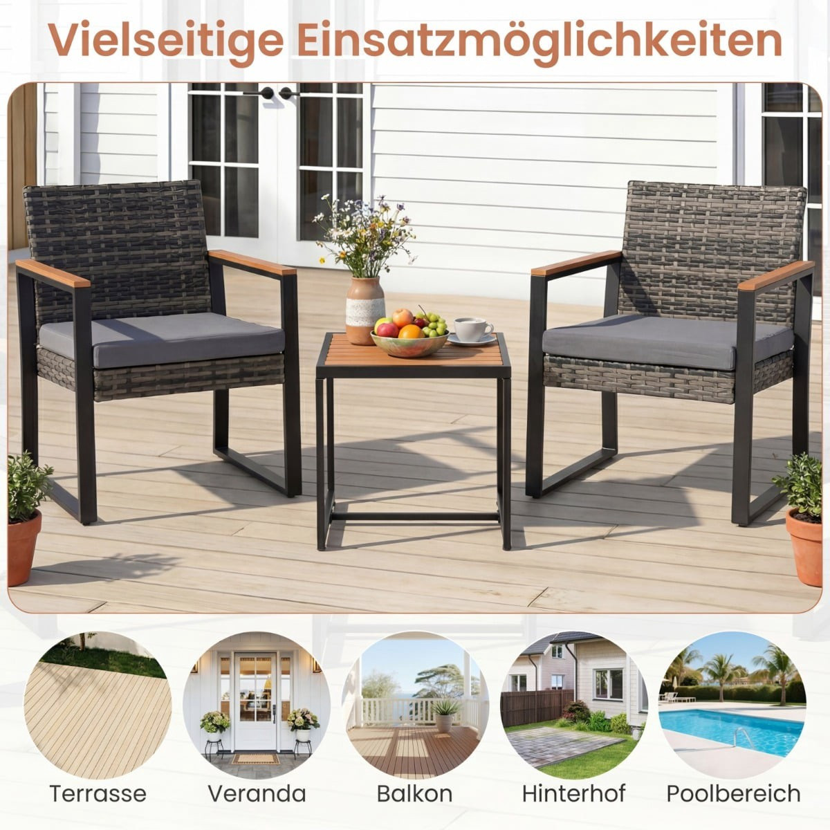 Set di mobili da balcone composto da 3 pezzi con cuscini e tavolo.
