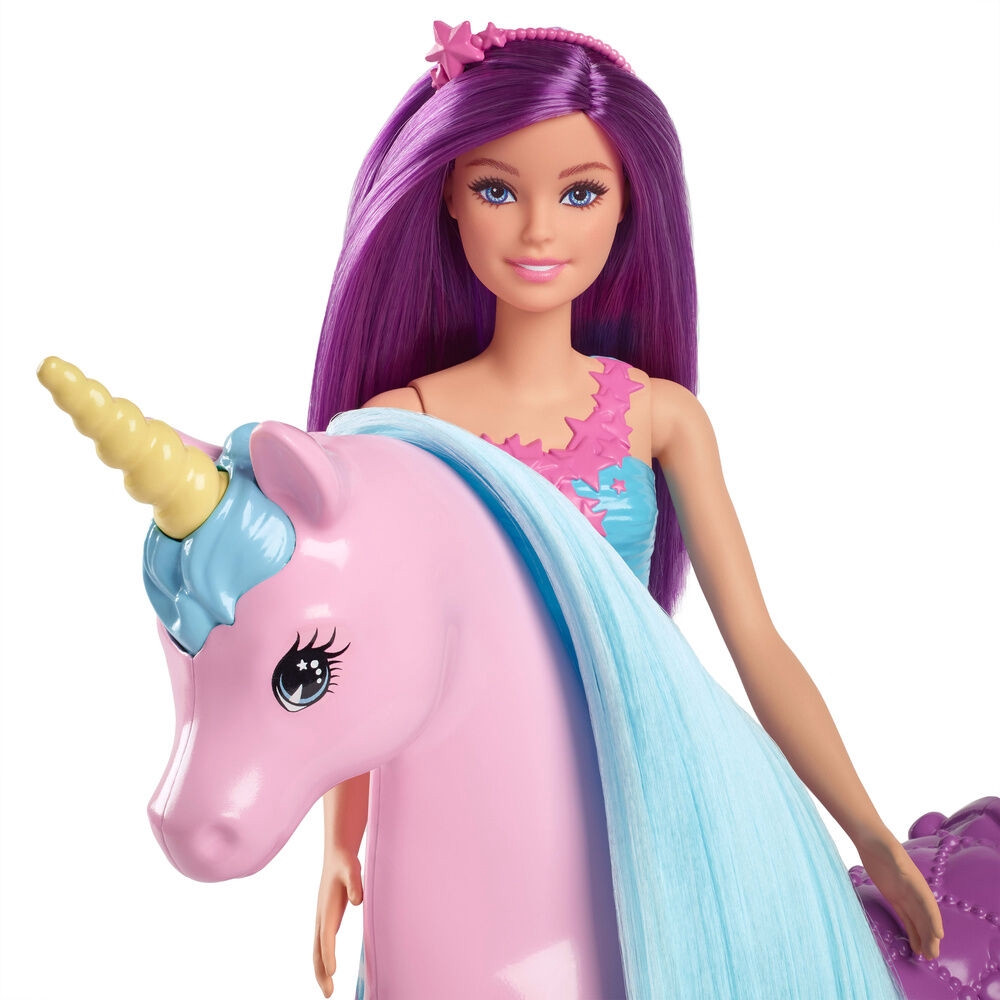 A boneca Barbie e seu unicórnio