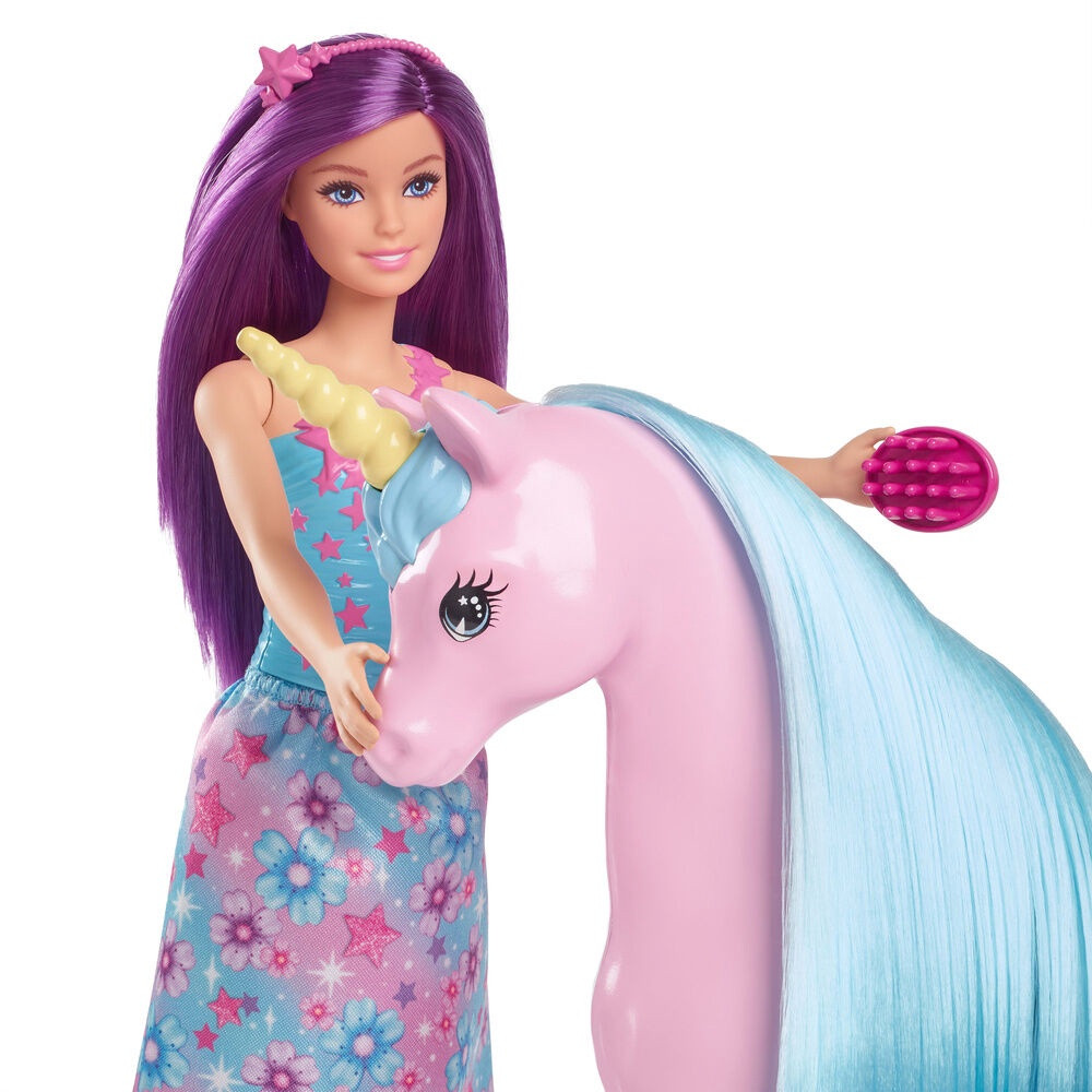 A boneca Barbie e seu unicórnio