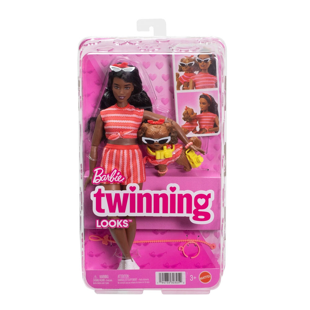 Boneca Barbie Brookling com looks combinando