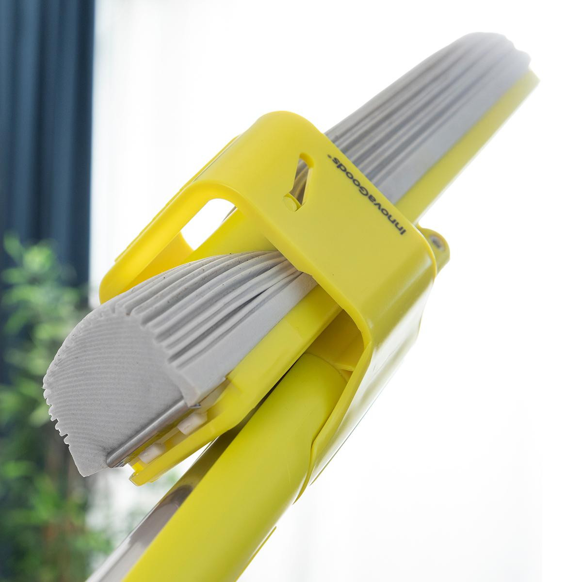 Mop with Self Wringing