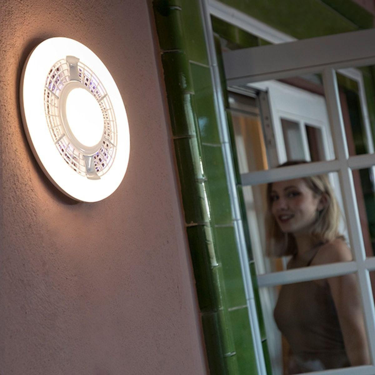 Powerful Mosquito Lamp with UV Light